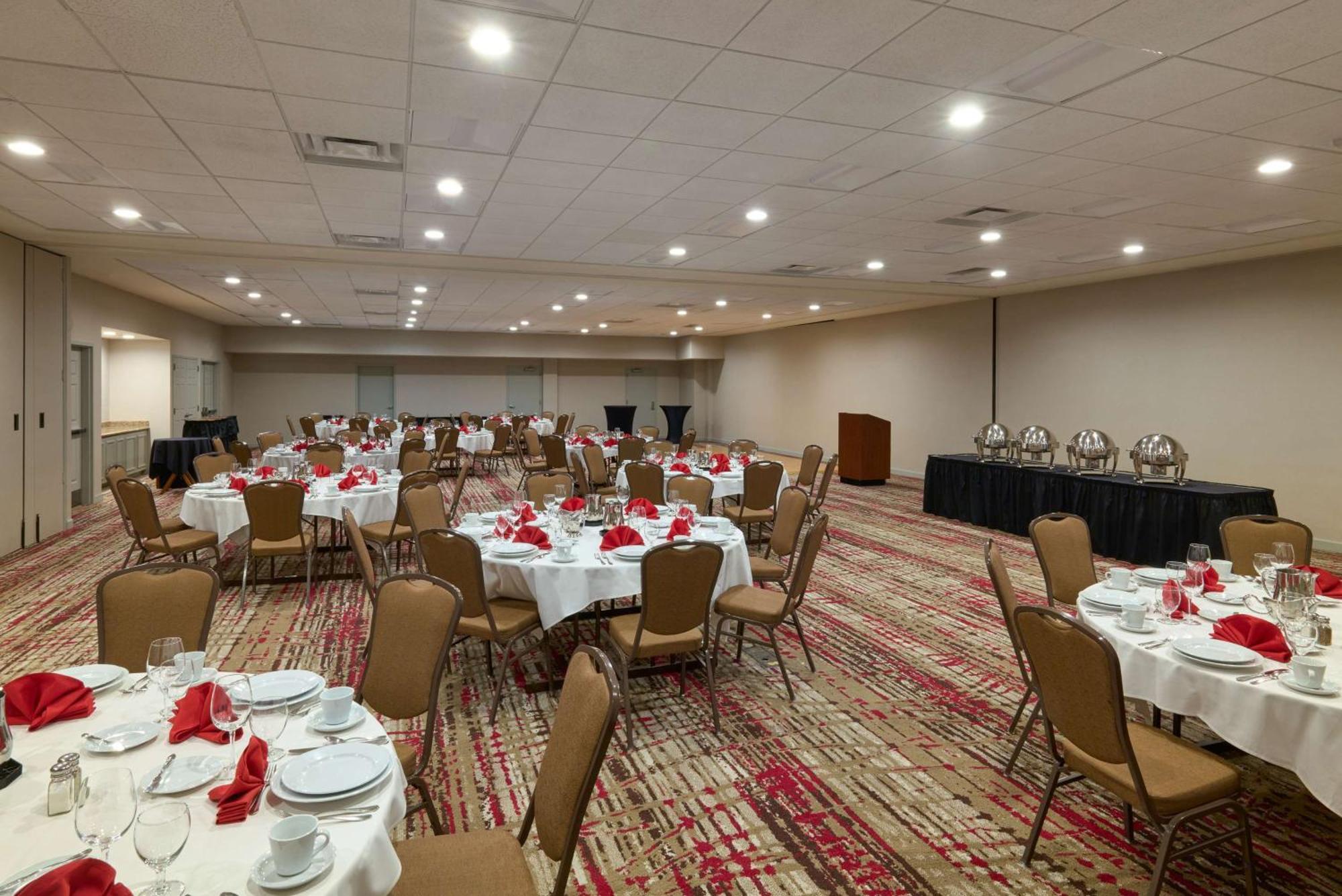 Hilton Garden Inn Блумингтън Екстериор снимка