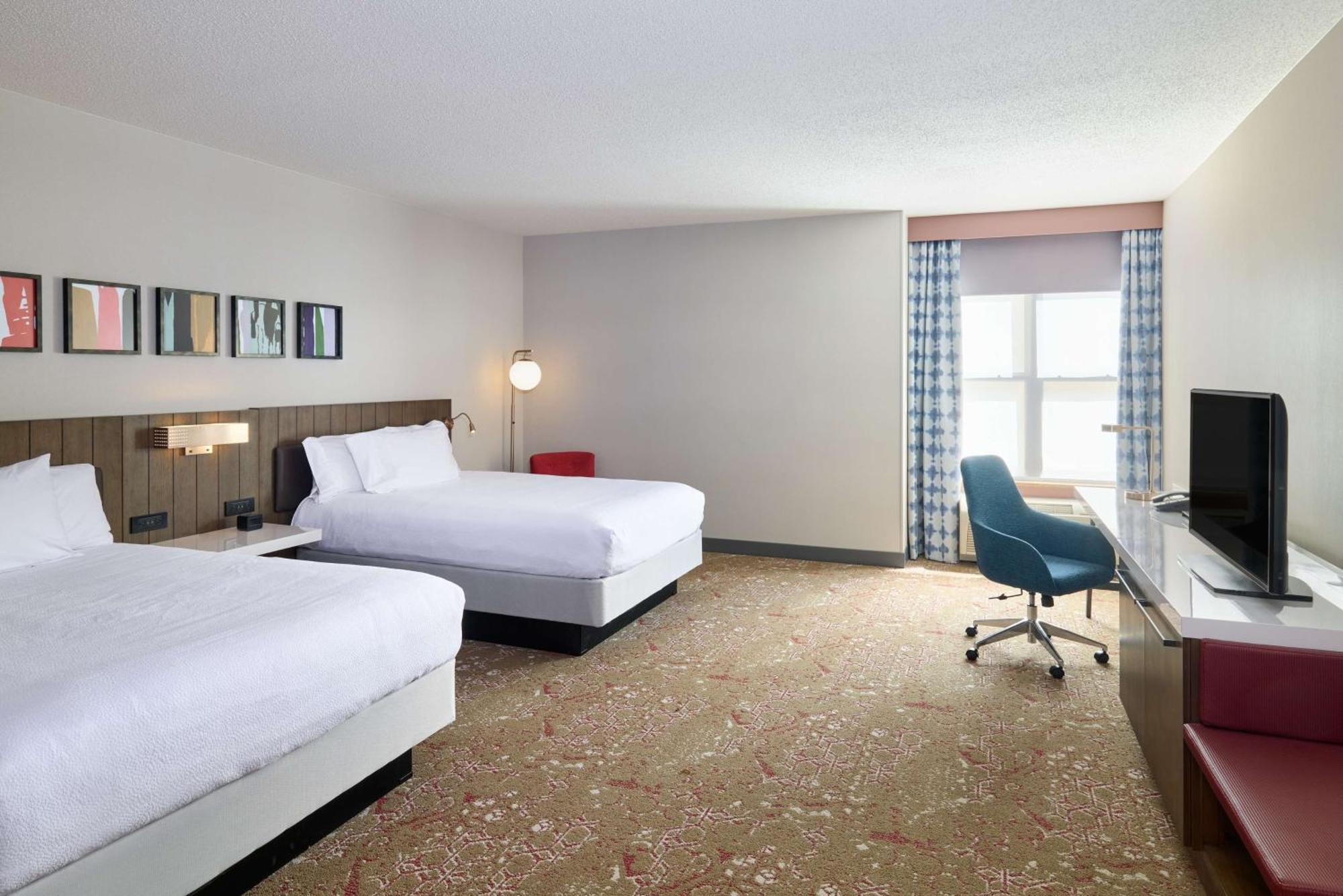 Hilton Garden Inn Блумингтън Екстериор снимка