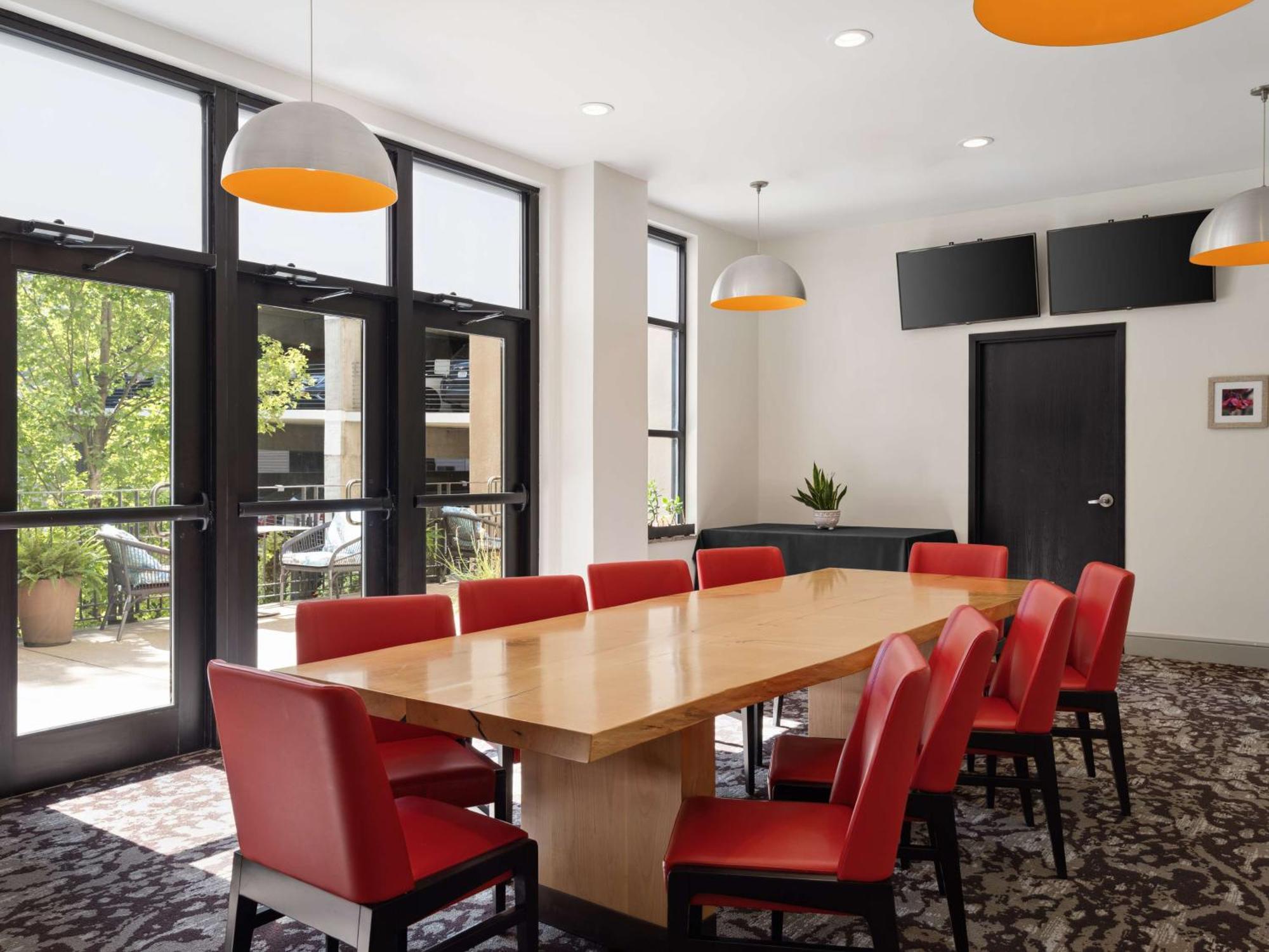 Hilton Garden Inn Блумингтън Екстериор снимка
