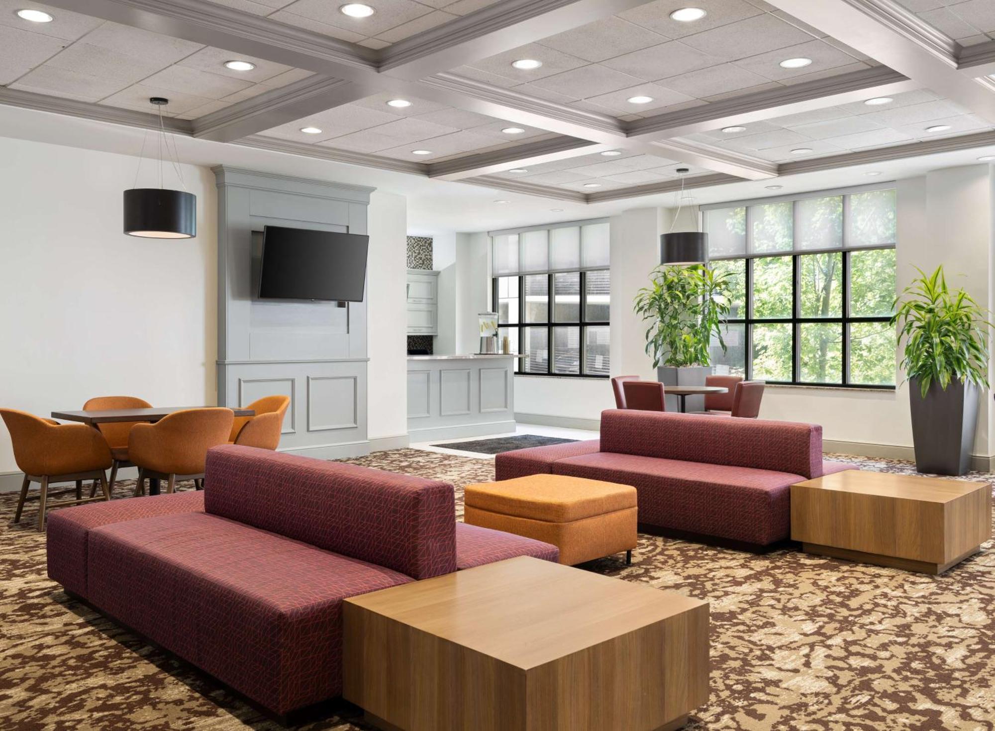 Hilton Garden Inn Блумингтън Екстериор снимка