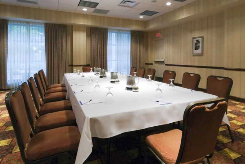 Hilton Garden Inn Блумингтън Екстериор снимка